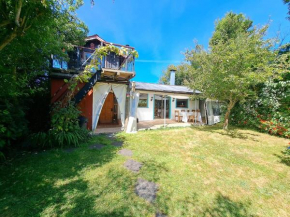 Estudio Interior con Baño Privado en Casa Frente al Mar Piscina temperada compartida